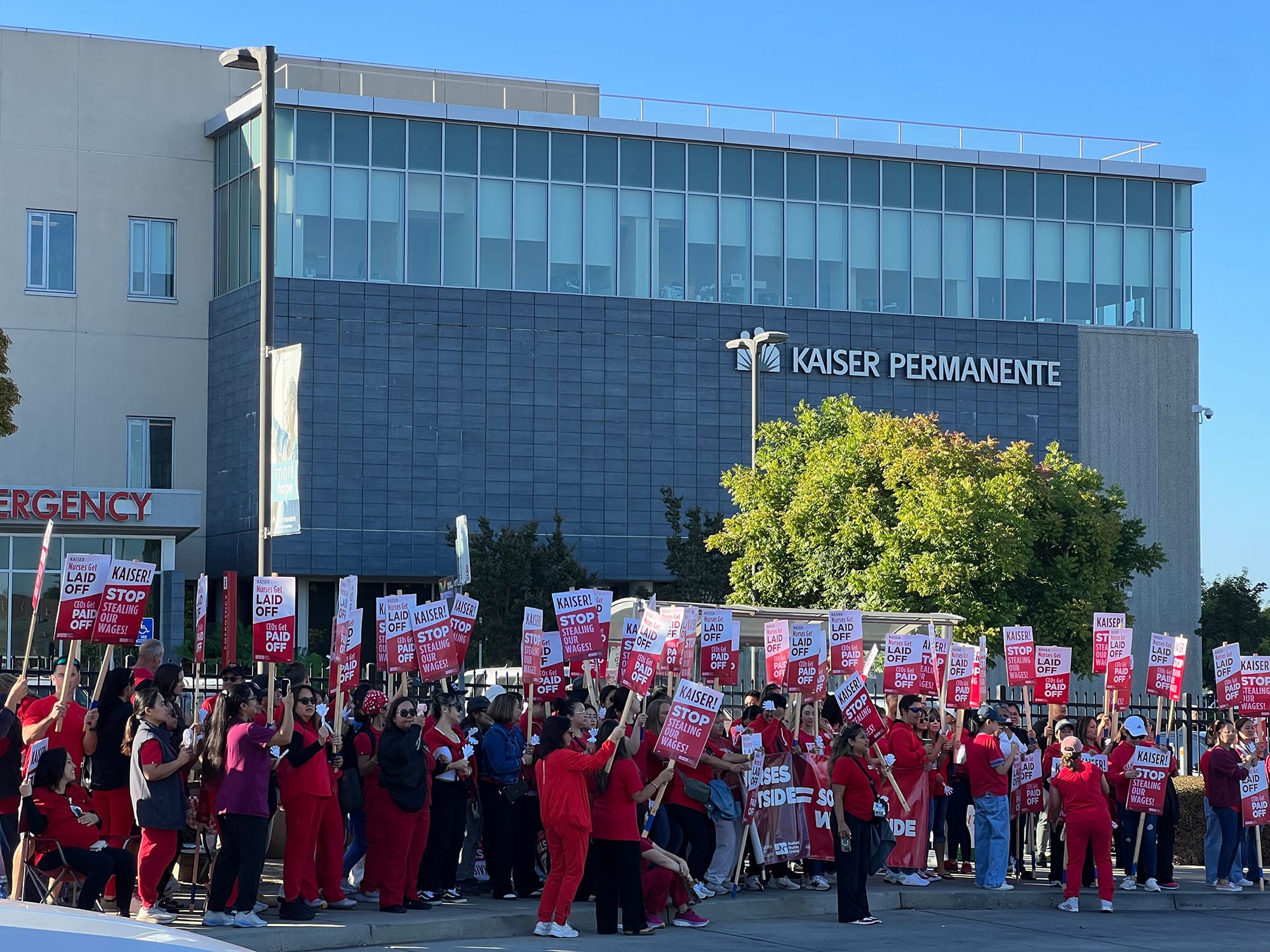 Vallejo Kaiser nurses picket to address layoffs, staffing shortages, and AI