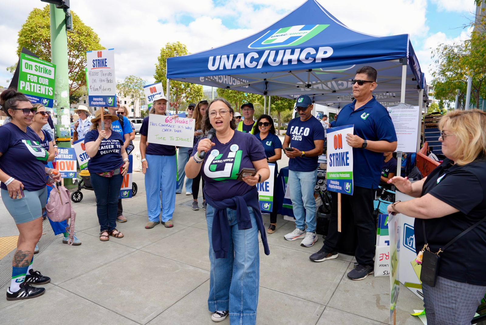Solano Kaiser midwife Hannah Bronsky Peña speaks during a one-day strike in Oakland on Sept. 8.