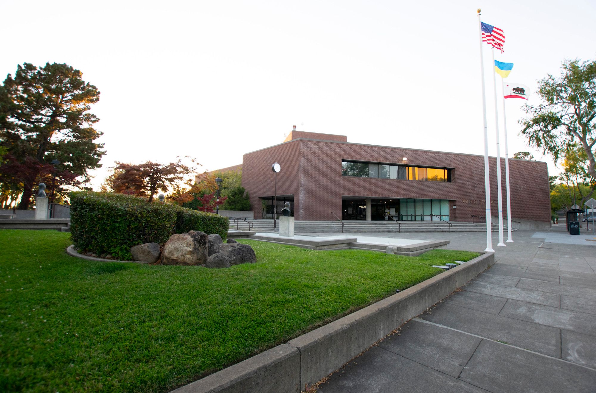 Vallejo’s vice mayor seeking raise for council