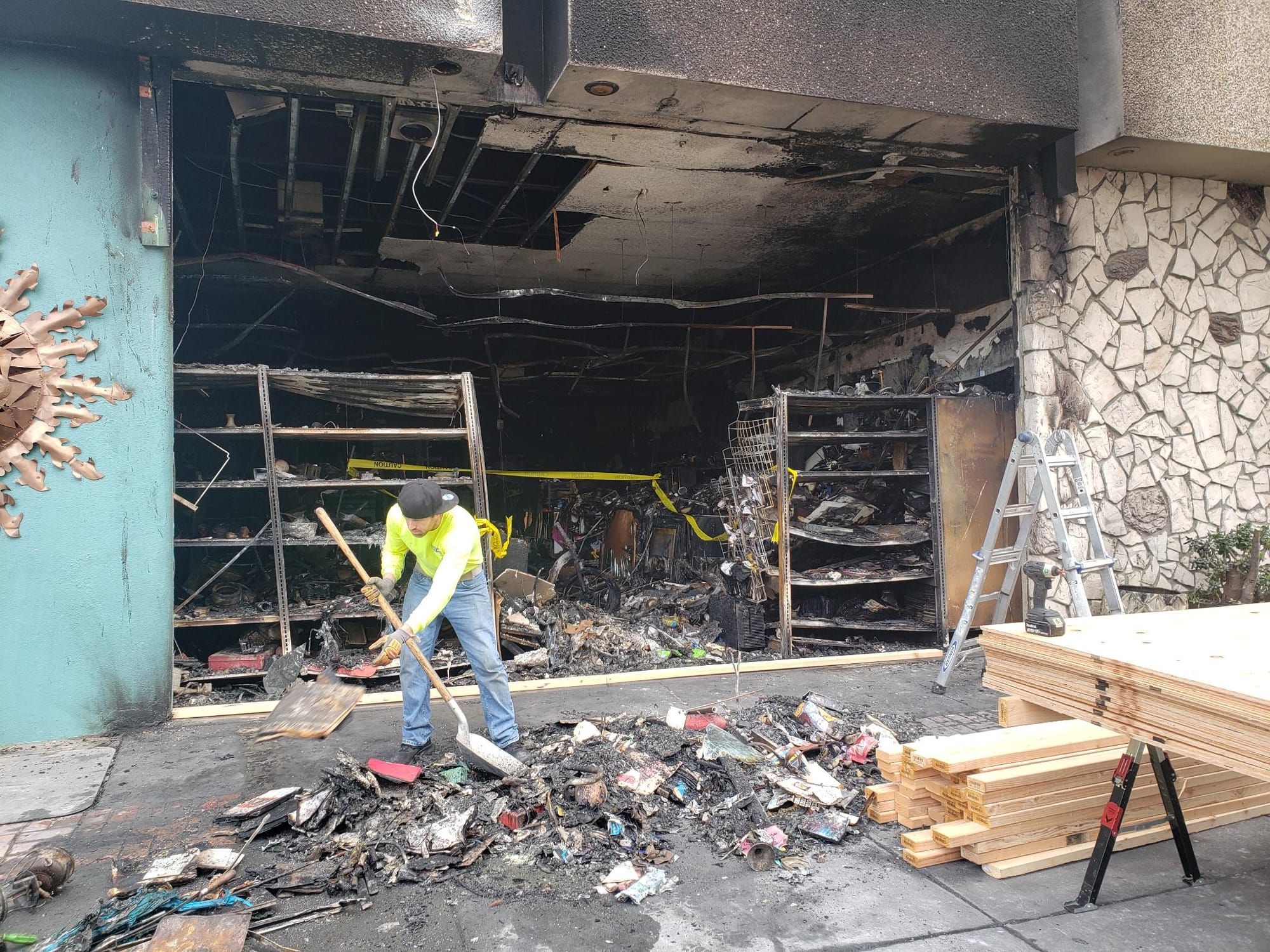 Resale store fire closes downtown Vallejo businesses